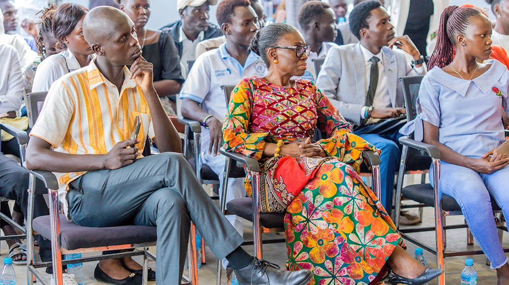 DSRSG/RC/HC Ms Kiki Anita Ghebo engaging with youth at Scenius Hub