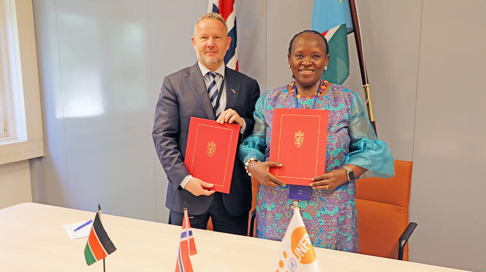 H.E Roar Haugsdal, the Norwegian Ambassador to South Sudan and Ms. Esperance Fundira, UNFPA Officer in Charge after the signing